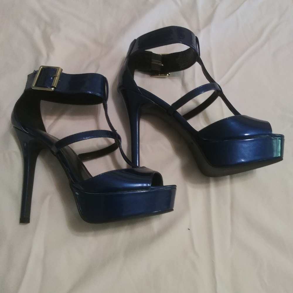 Candie's Women's Cazuben Cobalt Blue Strappy Platform Shoes Size 6.5 - Picture 3 of 5